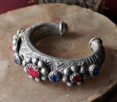 Традиционный племенной браслет  "Чури" или "Карра"