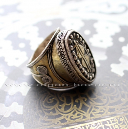 Туркменский перстень,  Афганистан. Серебро, филигрань, золочение, чеканка