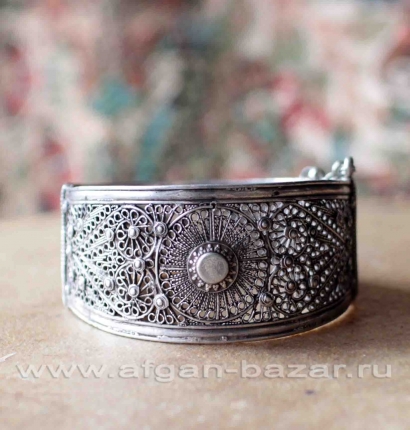 Винтажный афганский браслет тонкой филигранной работы с солярной символикой