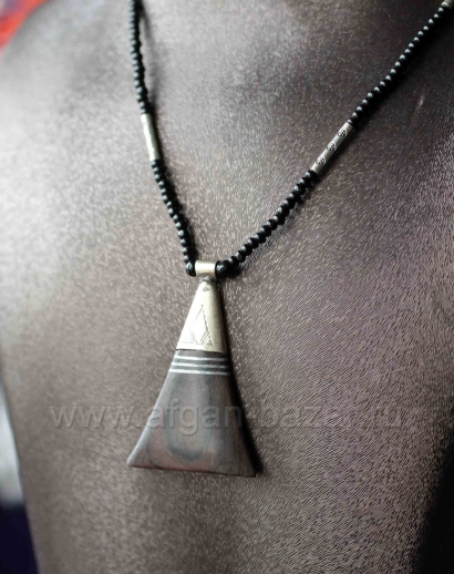 Подвеска в виде туарегского амулета. Марокко, современная работа