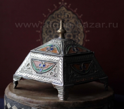 Марокканская шкатулка с горячей эмалью. Марокко, Анти-Атлас (Тизнит-Тарудант), современная работа Марокканская шкатулка с горячей эмалью. Марокко, Анти-Атлас (Тизнит-Тарудант), с