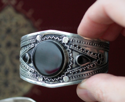 Афганский браслет с агатом. Афганистан или Пакистан, современная работа