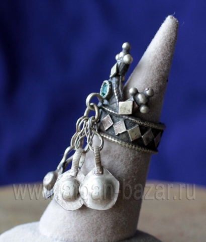 Афганское "коронное" кольцо с подвесками. Восточный Афганистан или северо-западн