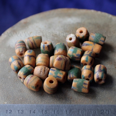 Африканские стеклянные бусины Кробо - African Ghana Krobo Beads. Лот из двадцати