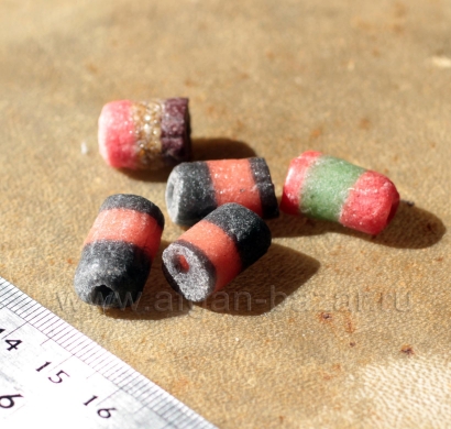 Африканские стеклянные бусины Кробо - African Ghana Krobo Beads. Лот из пяти бус