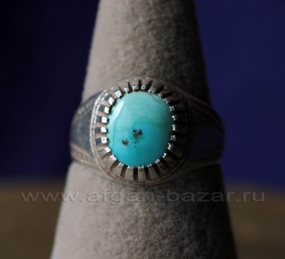 Иранский мужской перстень с бирюзой. Иран, современная работа Иранский мужской перстень с бирюзой. Иран, современная работа