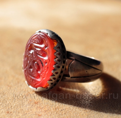 Винтажный иранский мужской перстень с сердоликом и каллиграфической надписью - ш