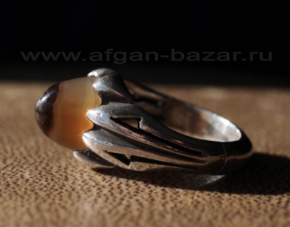 Винтажный иранский мужской перстень-талисман с йеменским глазковым агатом (Aqeek
