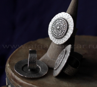 Кольцо в стиле Бохо-Трайбл