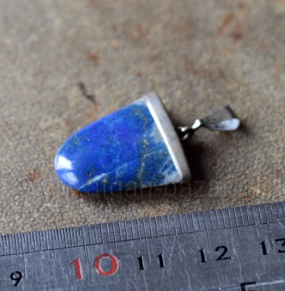 Винтажная подвеска ручной работы с лазуритом. Афганистан, 20-21 вв