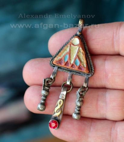 Подвеска с керамической вставкой по мотивам древнеегипетских украшений. Автор - 