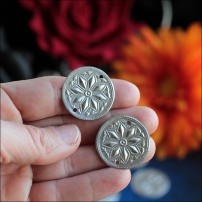 этническая фурнитура для расшивки костюма. нашивки. 