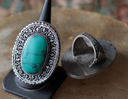 Перстень в восточном стиле с бирюзовой мастикой зеленого оттенка