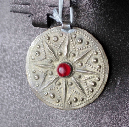 Туркменская подвеска-нашивка, деталь женского костюма Туркмения или северный Афг