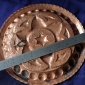 Декоративная тарелка в средневековом стиле. Марокко, современная работа