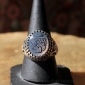 Иранский мужской перстень с  палевым халцедоном и каллиграфической надписью - ши