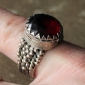 Бедуинский перстень с красным граненым стеклом