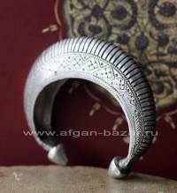 Традиционный афганский браслет "Чури"