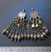 Лот из двух подвесок, сделанных из афганских монет