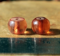 Лот из двух винтажных бакелитовых бусин. Йемен или Саудовская Аравия, первая пол