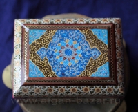 Деревянная шкатулка с инкрустацией "Хатам" с миниатюрной росписью. Иран, Исфахан