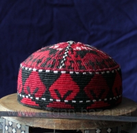 Традиционная афганская хазарейская тюбетейка "Кулох".  Афганистан, народность Ха