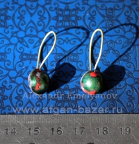 Серьги "Брусника". Медь, латунь (застежки), горячая эмаль. Автор - Александр Еме
