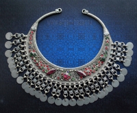 Племенная гривна "Огай" или "Ожей". Пакистан (Кашмир), племена Кучи, конец 20 в.