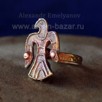 Перстень с изображением римского орла. Выполнен по мотивам античных украшений. А