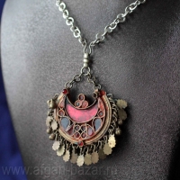 Кулон на цепочке, сделанный из старого афганского височного украшения