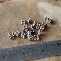 Старая бусина ручной работы. Йемен или Аравия, бедуины племени Рашайда (Rashaida