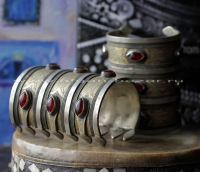 Пара старых туркменских браслетов традиционной формы "Билезик". Афганистан или Т