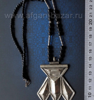 Туарегский амулет Хамса (Khamsa, Khomissar) Западная Сахара, Марокко или Мавритания, 20-21 вв. Туарегский амулет Хамса (Khamsa, Khomissar) Западная Сахара, Марокко или Маврита