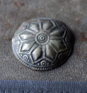 Нашивка-пуговица, деталь племенного костюма. Афганистан, 20 в.