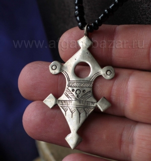Колье с подвеской в виде туарегского амулета Agades cross. Марокко, современная 