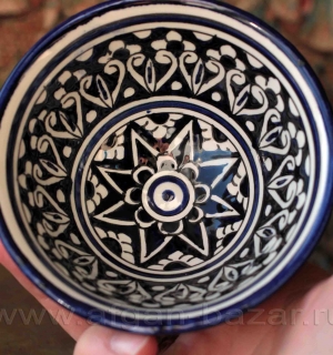 Керамическая чашка с орнаментом Сиях калам. Узбекистан, современная работа