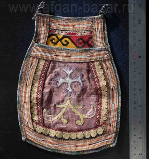 Традиционная бухарская настенная сумочка для мелких предметов с ручной вышивкой.