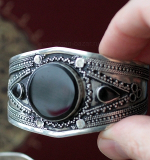 Афганский браслет с агатом. Афганистан или Пакистан, современная работа