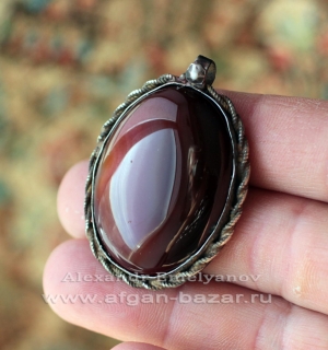 Подвеска с сердоликом по мотивам афганских украшений. Автор - Емельянов Александ