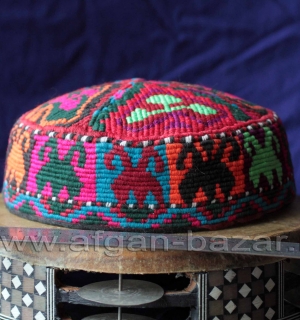 Традиционная афганская хазарейская тюбетейка "Кулох".  Афганистан, народность Ха
