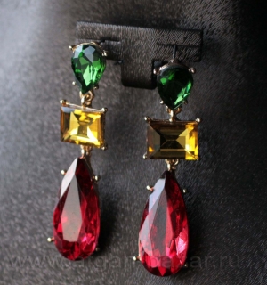 Серьги на пуссетах в стиле индийских украшений эпохи Великих Моголов