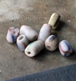 Африканские стеклянные бусины Кробо - African Ghana Krobo Beads. Лот из восьми б