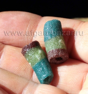 Африканские стеклянные бусины Кробо - African Ghana Krobo Beads. Лот из двух бус