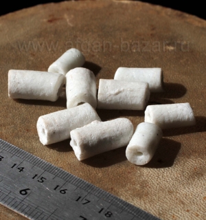 Африканские стеклянные бусины Кробо - African Ghana Krobo Beads. Лот из двяти бу