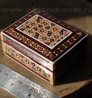 Деревянная шкатулка с инкрустацией "Хатам". Иран, Исфахан, современная работа