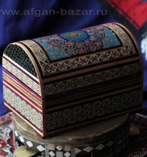 Деревянная шкатулка с инкрустацией "Хатам" с миниатюрной росписью. Иран, Исфахан