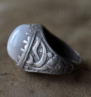Иранский мужской перстень - талисман с каллиграфической надписью.