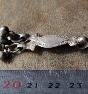 Подвеска, деталь афганского колье. Афганистан или Пакистан, племена Кучи, 20 в.