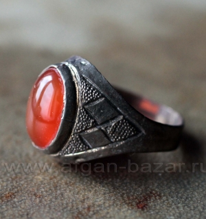 Афганский винтажный перстень с сердоликом. Афганистан или Пакистан, 20 в.