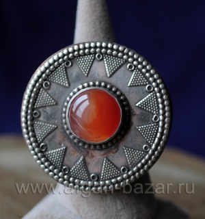 Афганский перстень в казахском стиле с сердоликом